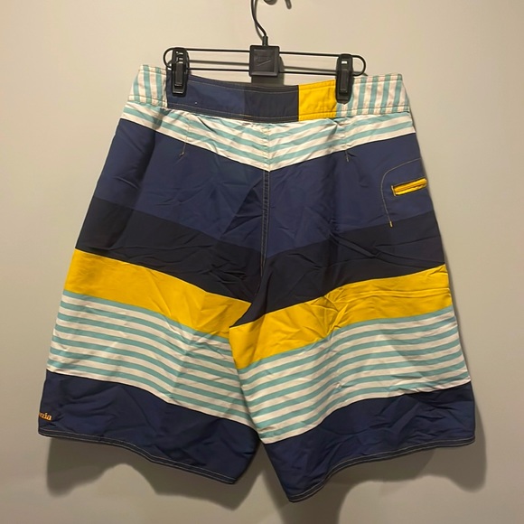 Patagonia board shorts - W32 - Picture 5 of 6